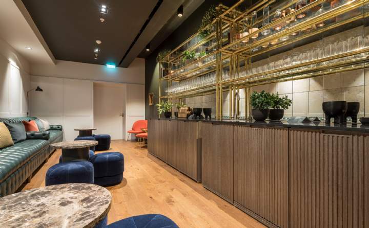 Residents Bar Residents Bar